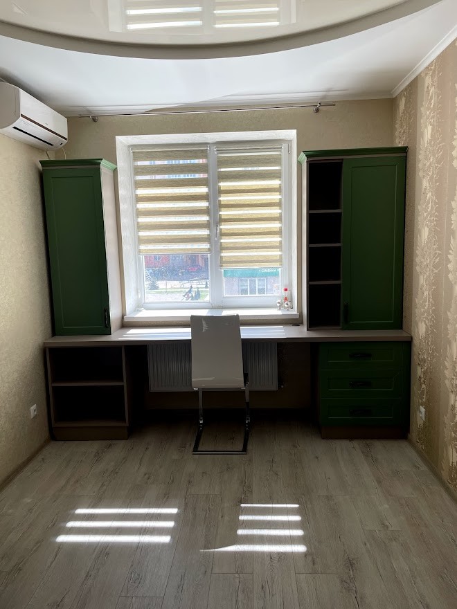 Набір меблів в дитячу кімнату d-0011