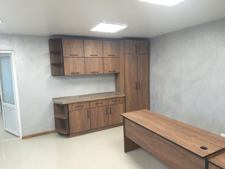 Меблі для офісу о-0007