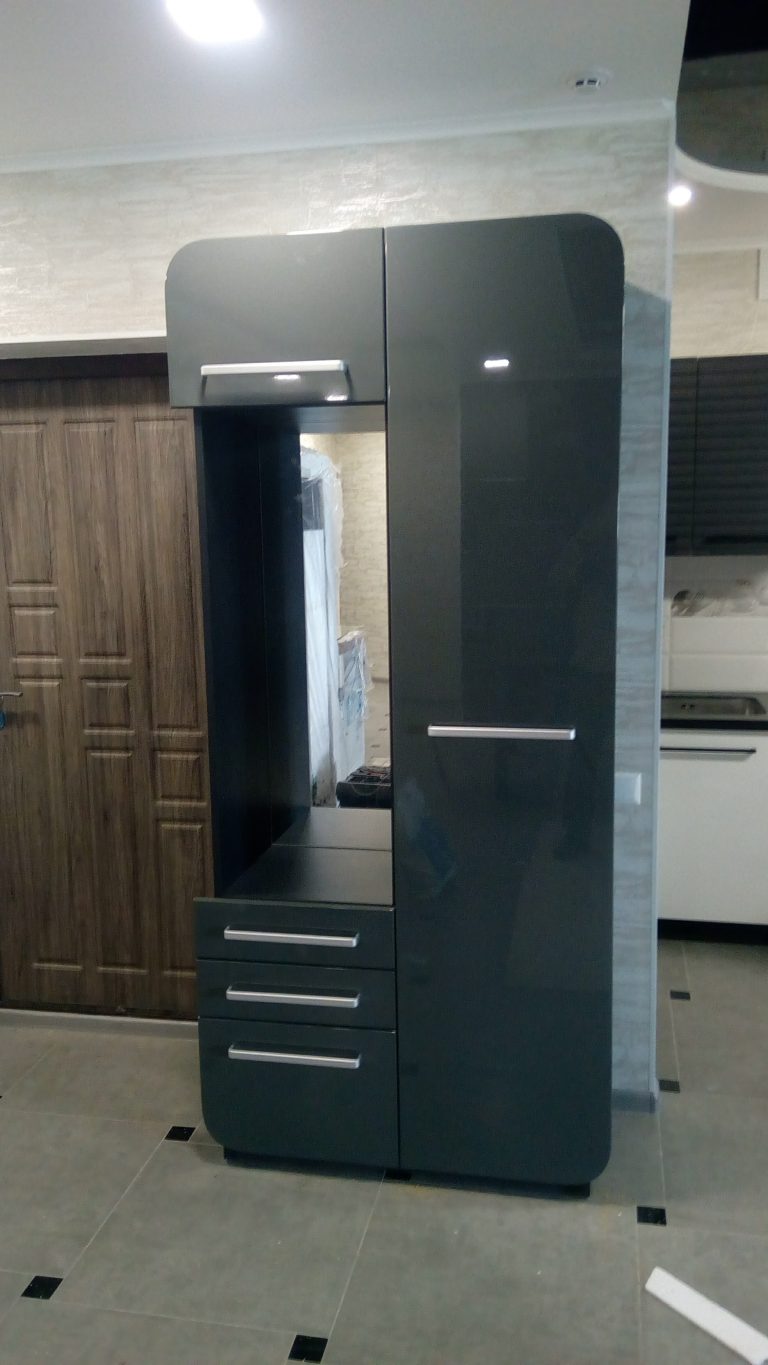 Шафа у передпокій р-0003