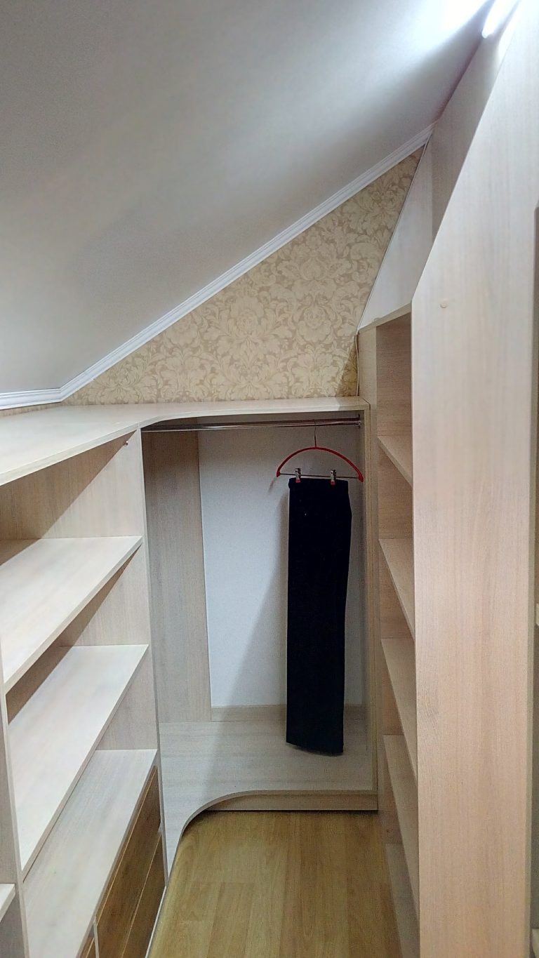 Гардероб w-0001