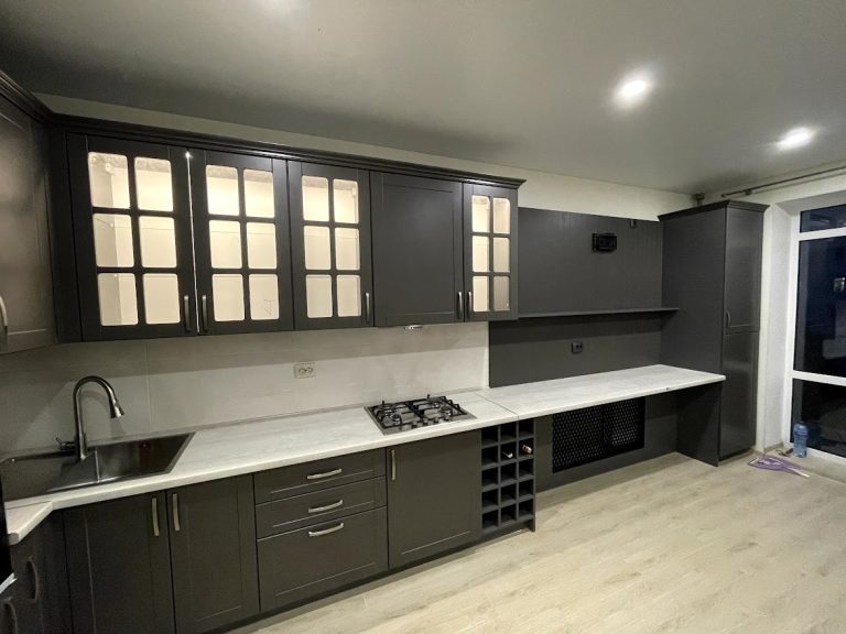 Темно-сіра кухня на замовлення k-0044