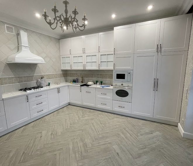 Біла кухня у стилі прованс k-0045