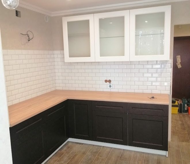 Черно-біла кухня k-0042