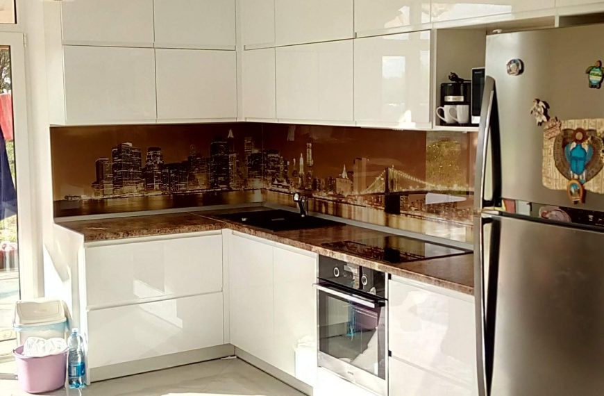 Кутова біла кухня k-0048